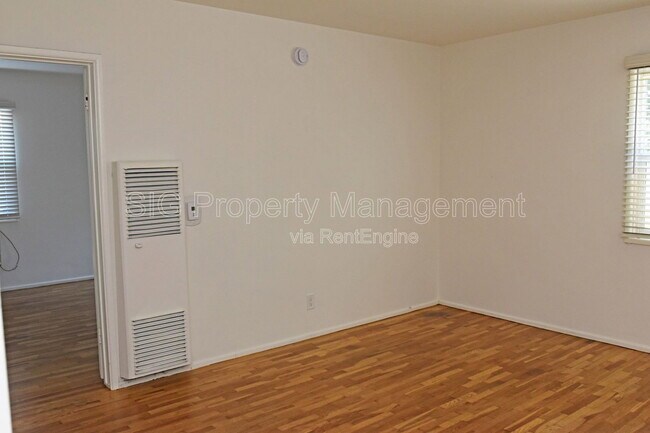 Photo - 5637 Strohm Ave Unit 1