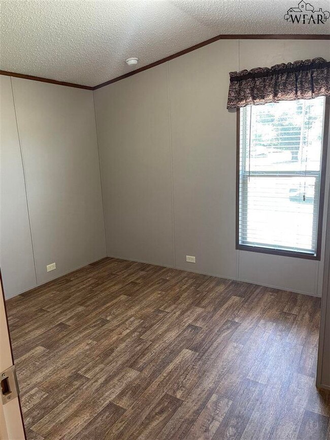 Photo - 1007 S Wall St