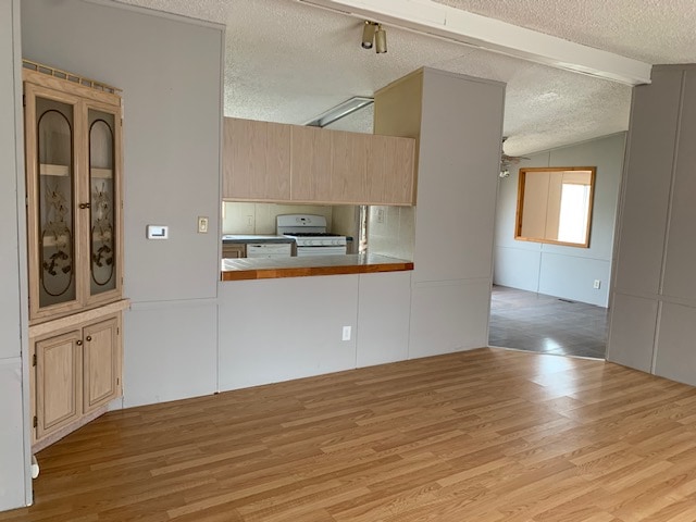 Photo - 207 S Ash St