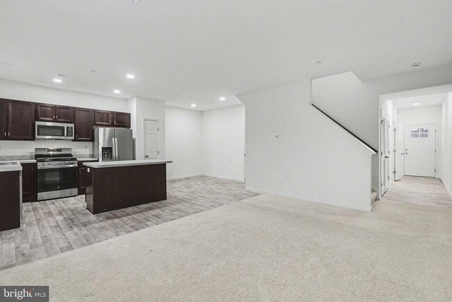 Photo - 7867 Oakbrook Dr