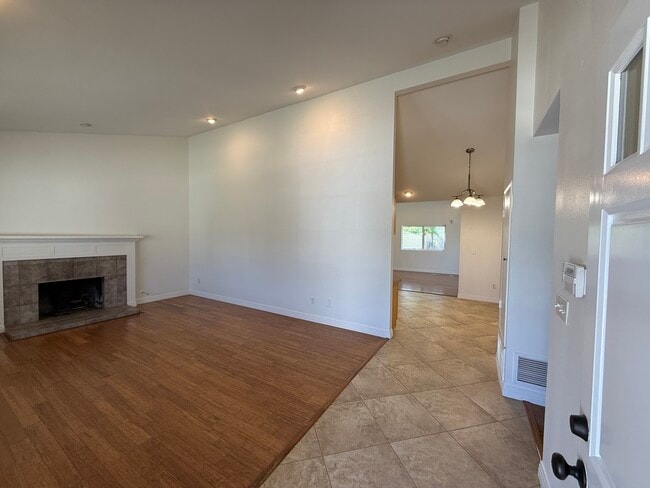 Photo - 17891 Quintana Ln