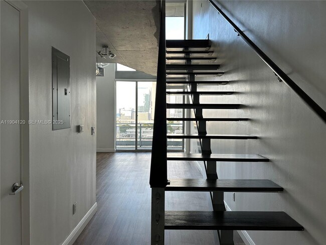 Photo - 690 SW 1st Ct Unit 1211