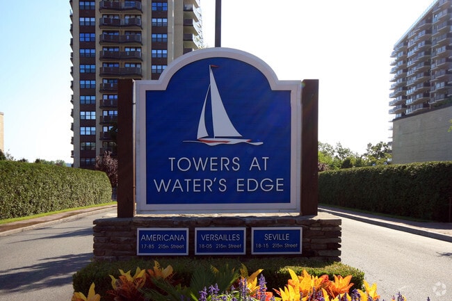 Photo - The Versailles