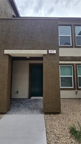 4857 Orchid Rdg Ave