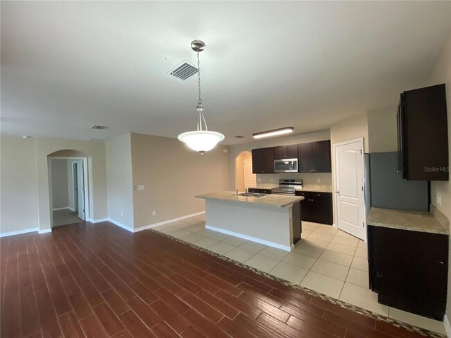 Photo - 2720 NE 46th Ave