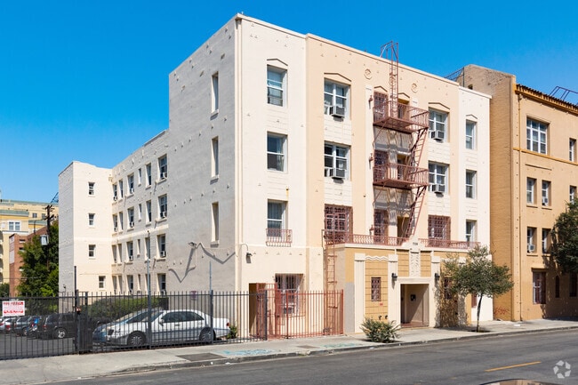 709 S Mariposa Ave. los Ángeles, CA, 90005 - Mariposa Apartments Unidad 709 S. Mariposa Avenue - #402