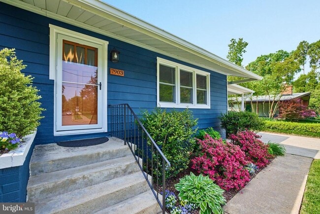 Photo - 7903 Bayberry Dr