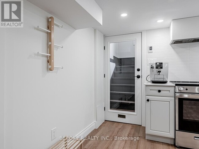 Photo - 4 Hartford Ave