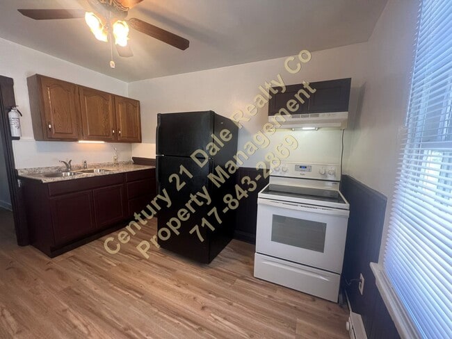 Photo - Beautifully redone 3 BR, 1 Bath Townhouse in York Suburban Schools