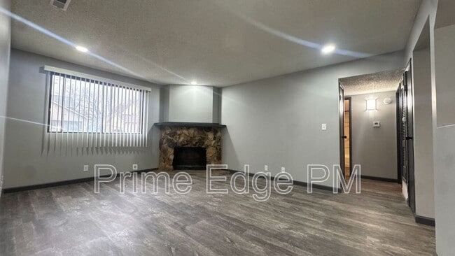 Photo - 4521 Madison Ave