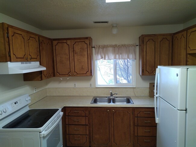 Photo - 1119 N Main St Unidad 5