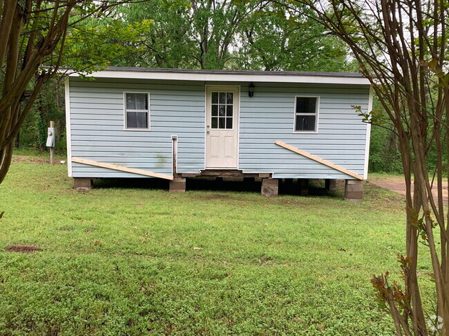 Building Photo - Cozy 1-Bedroom Retreat with Full Bath in L... Rental