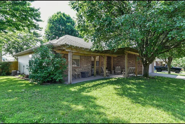 Photo - 516 Kendall St