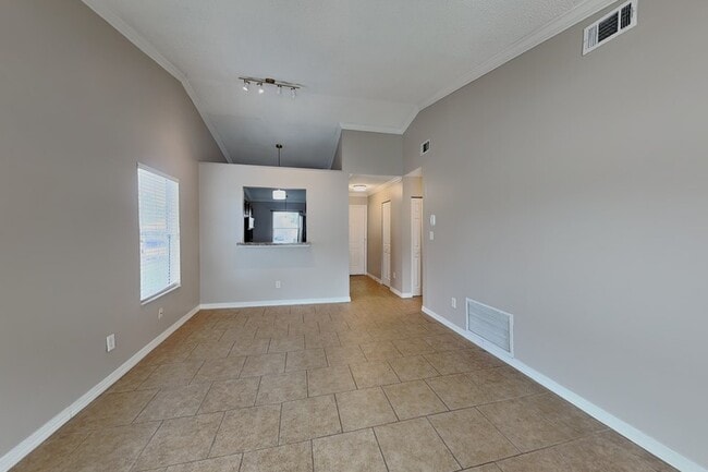 Photo - 111 Hidden Arbor Ct
