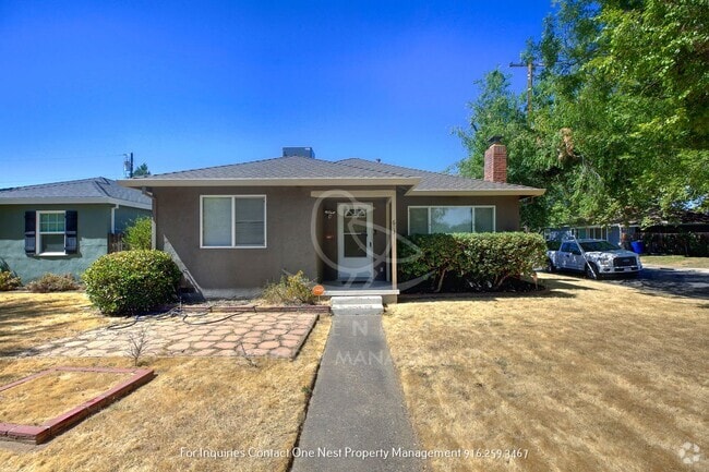 Building Photo - Tahoe Park Bugalow, move in ASAP Rental