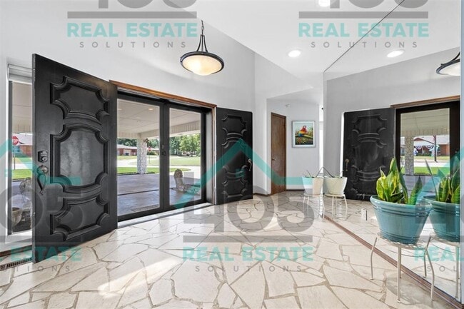 Photo - AMAZING FIND IN MWC