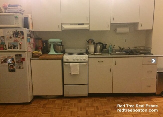 Photo - 61 Brookline Ave Unit 421