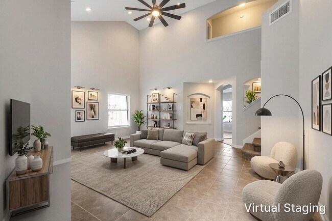 11714 Pinos Altos Dr
