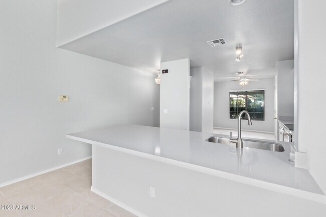 Photo - 17715 W Redfield Rd