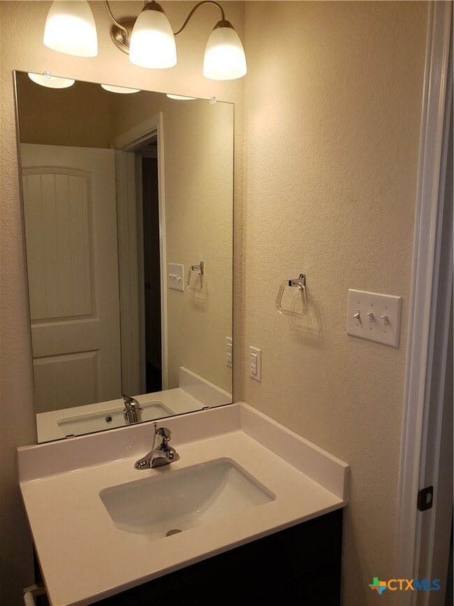 Photo - 5550 Perdita Dr