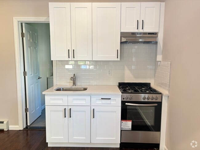 Building Photo - 1607 Kerrigan Ave Rental