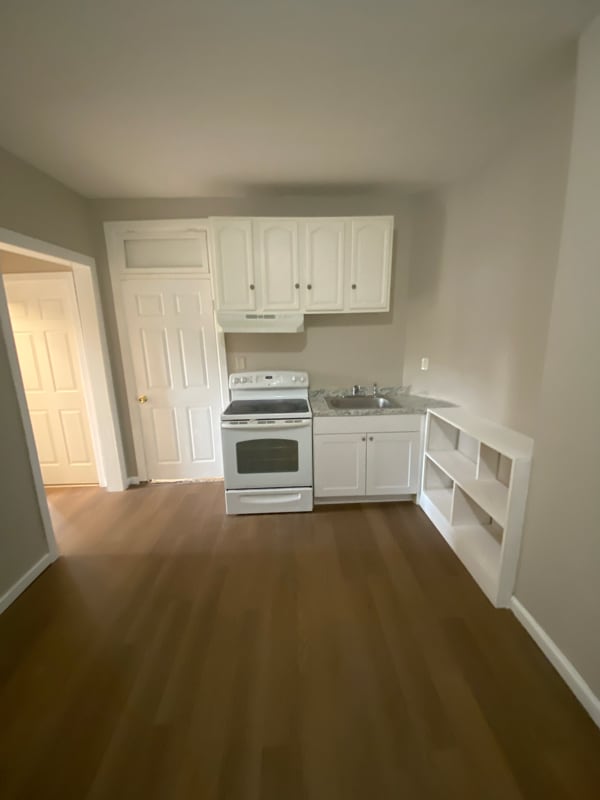 Building Photo - 445 Albany Ave Rental