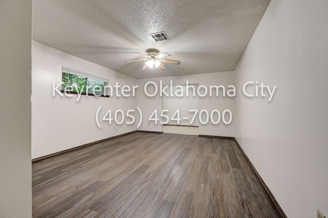 Photo - 920 SW 97th St Unit 920