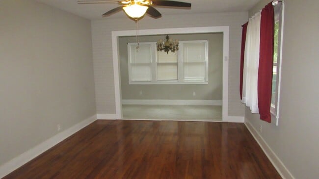 Photo - NEWLY REMODELED 3 BEDROOM 2 BATH