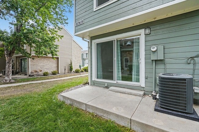 Photo - Spacious 2 Bed 2.5 Bath with a finished basement in the heart of Bear Creek
