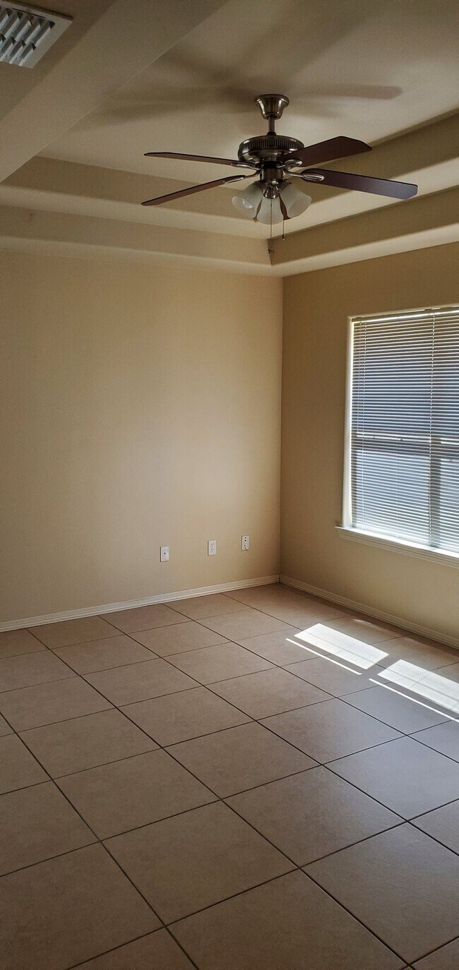 1915 Horsetail Falls Unit 1