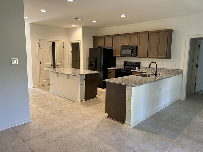 Photo - 20425 Ridgelake Rd