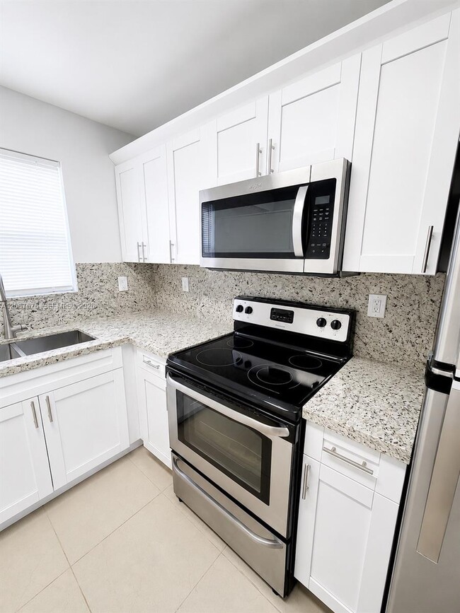 Photo - 1723 Wiley St Unidad XX