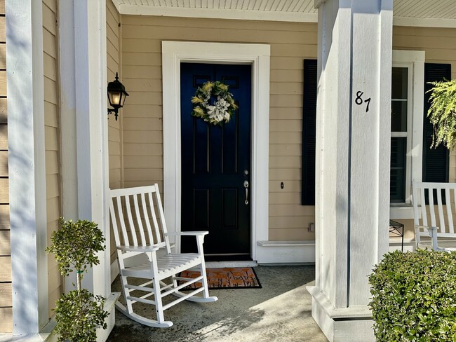 Photo - Beautifully Maintained Three Bedroom Home in the Exclusive Hampton Hall Gated Community!