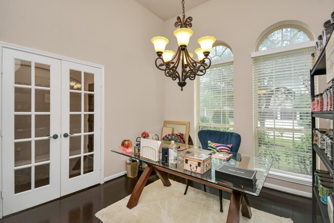 Photo - 17510 Woodfalls Ln