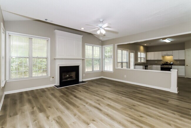 Photo - 4447 Sugar Maple Dr NW