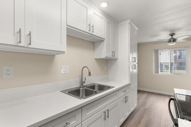 Building Photo - MAGNOLIA WEST APARTMENTS- RIVERSIDE, CA
