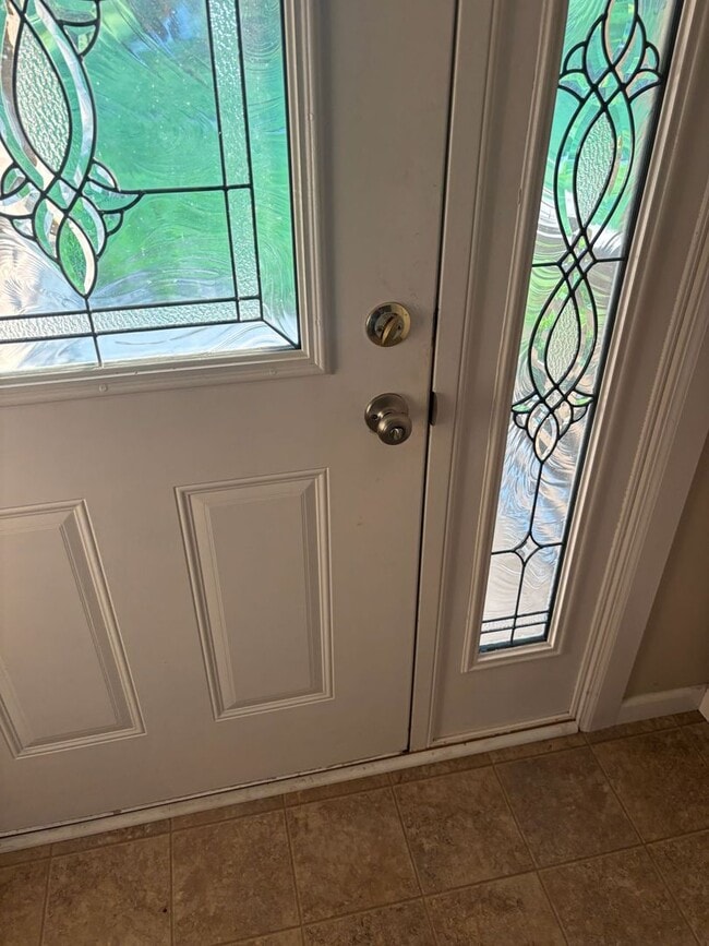 Photo - Gorgeous 2-Bedroom Apartment with Garage in a Quiet Neighborhood