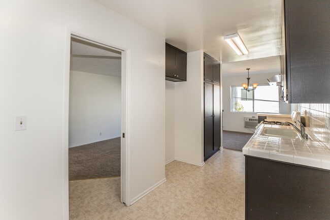 Photo - 3336 Tilden Ave