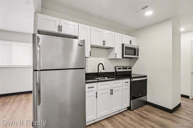 Photo - 13031 Joy Rd