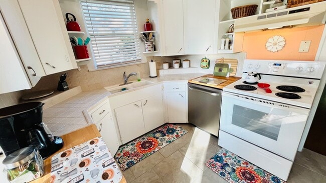 Photo - 4623 Avenue N 1/2 Rear