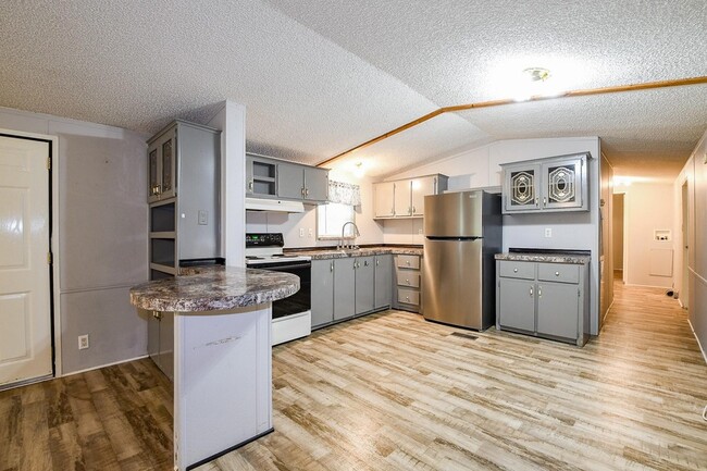 Photo - 21326 Big Tree Dr