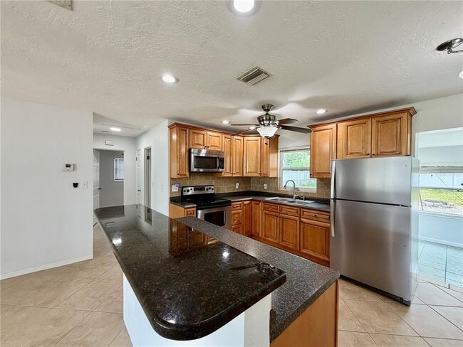 Photo - 5560 14th Ave N