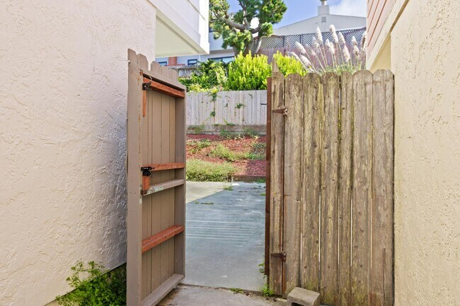 Photo - 64 Lycett Cir