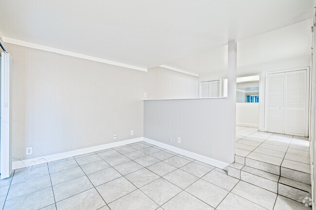 0BR, 1BA - 500SF - Reserve At Waters