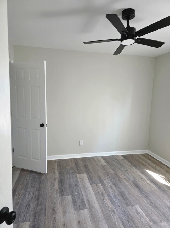 Photo - 6809 Valleybrook Dr Unit .