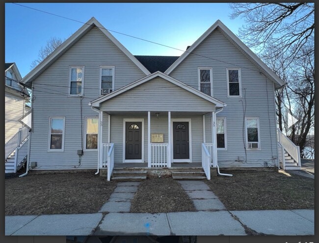 Building Photo - 33-35 Emerson St Unit 35 Emerson St. - R1