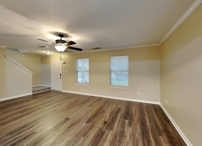 Photo - 10636 Greatford Ct
