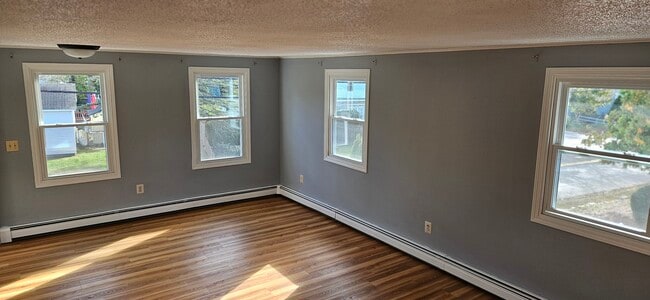 Photo - 978 Cilley Rd Unidad Cilley Rd - 2nd Floor