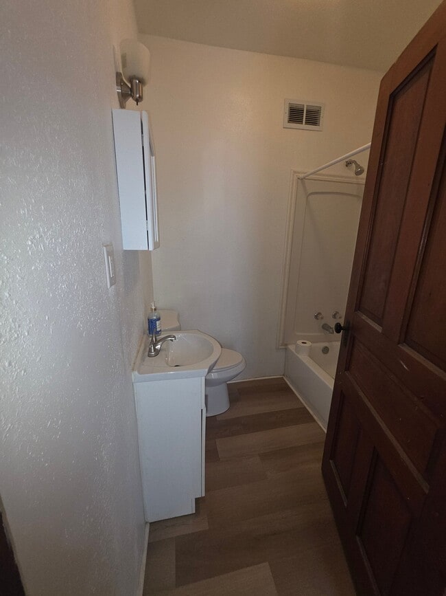300 Colona Ave Unit E