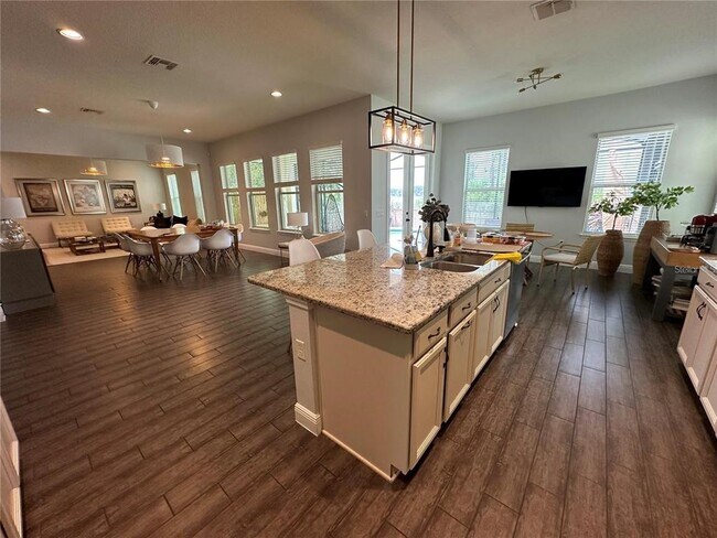 Photo - 8370 Lookout Pointe Dr